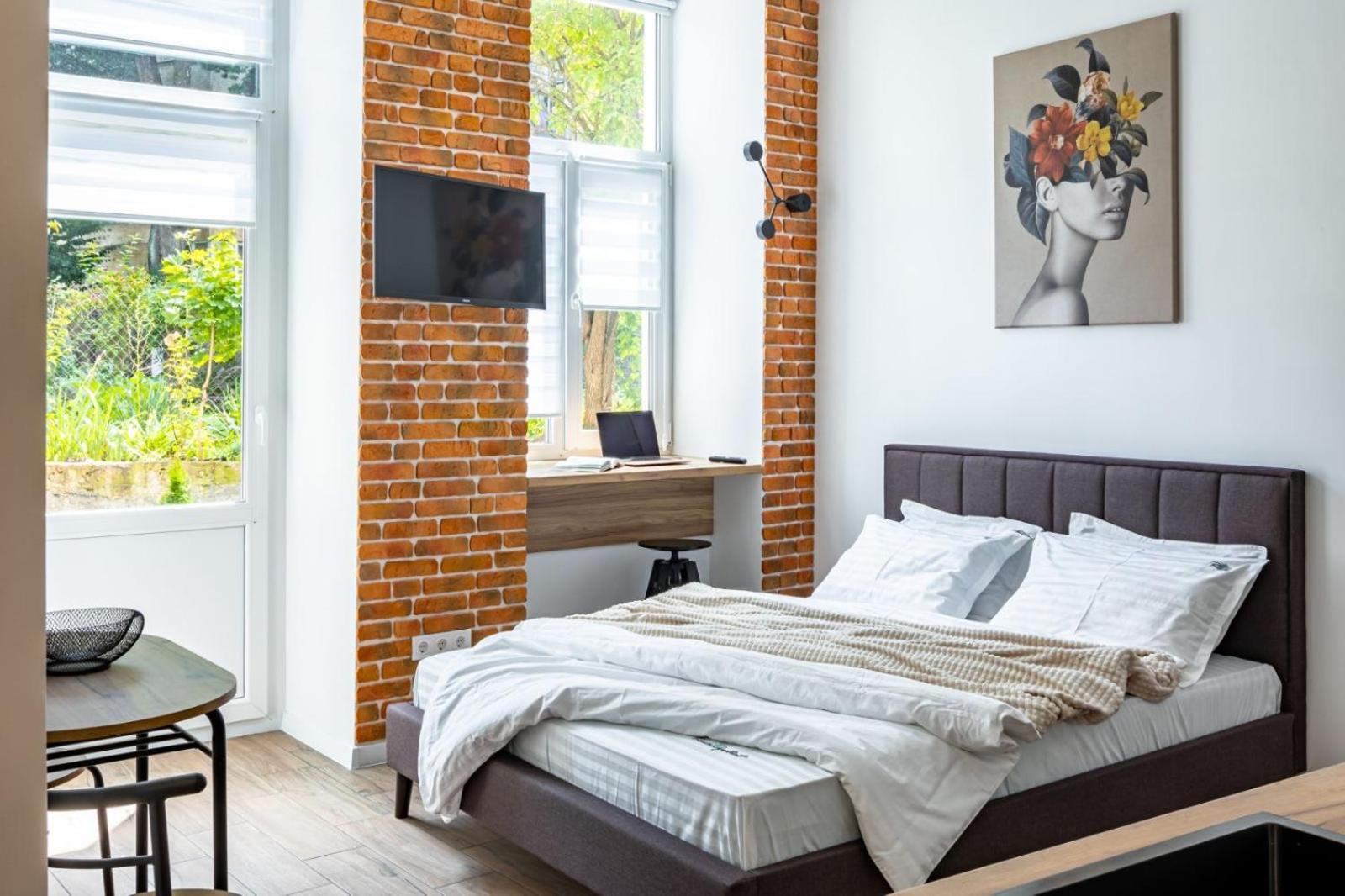 Apartment Romari туган барановського 30 *