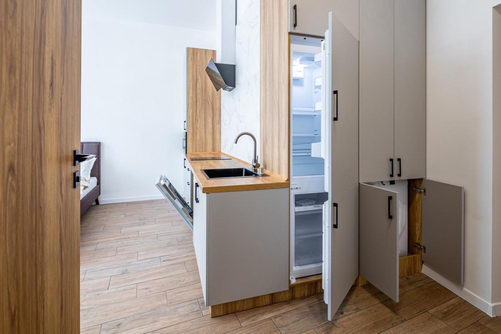 Apartment Romari туган барановського 30